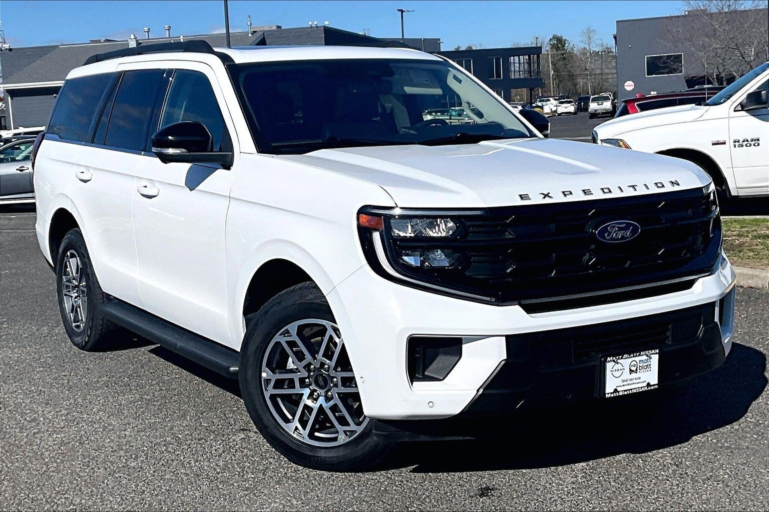 2025 Ford Expedition Active