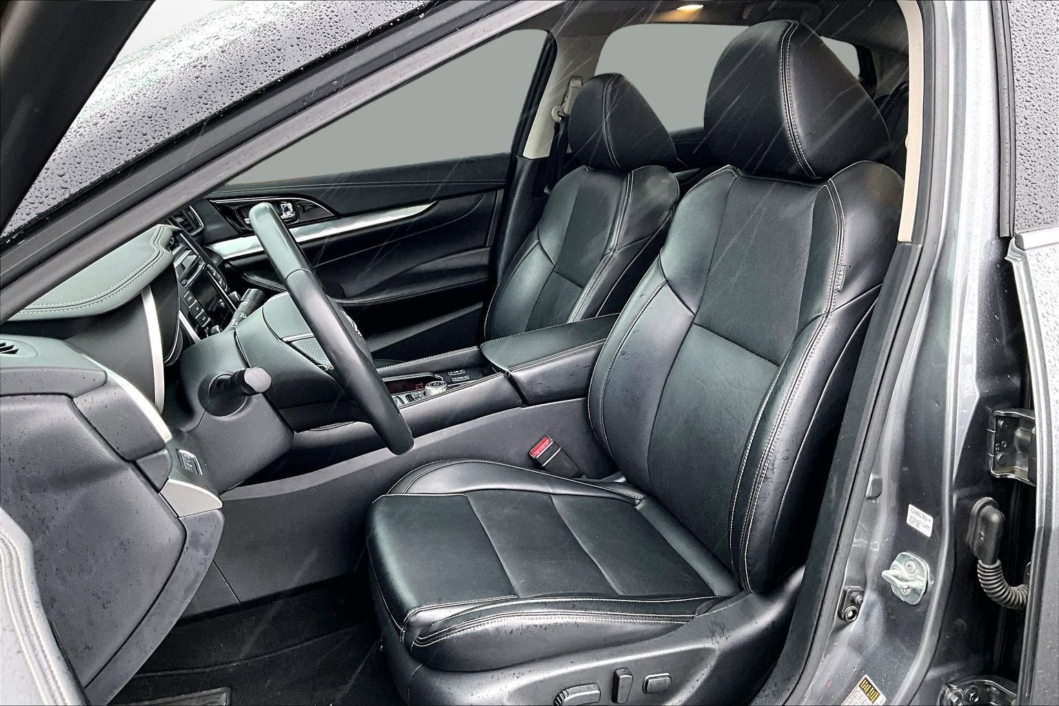 2023 Nissan Maxima SV