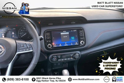 2023 Nissan Kicks SR