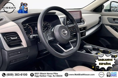 2022 Nissan Rogue SV