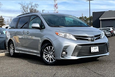 2020 Toyota Sienna Limited Premium