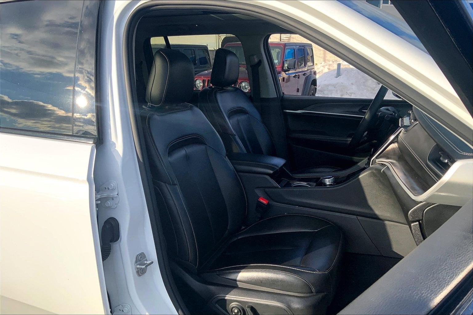 2023 Jeep Grand Cherokee Limited 4x2