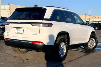 2023 Jeep Grand Cherokee Laredo 4x4