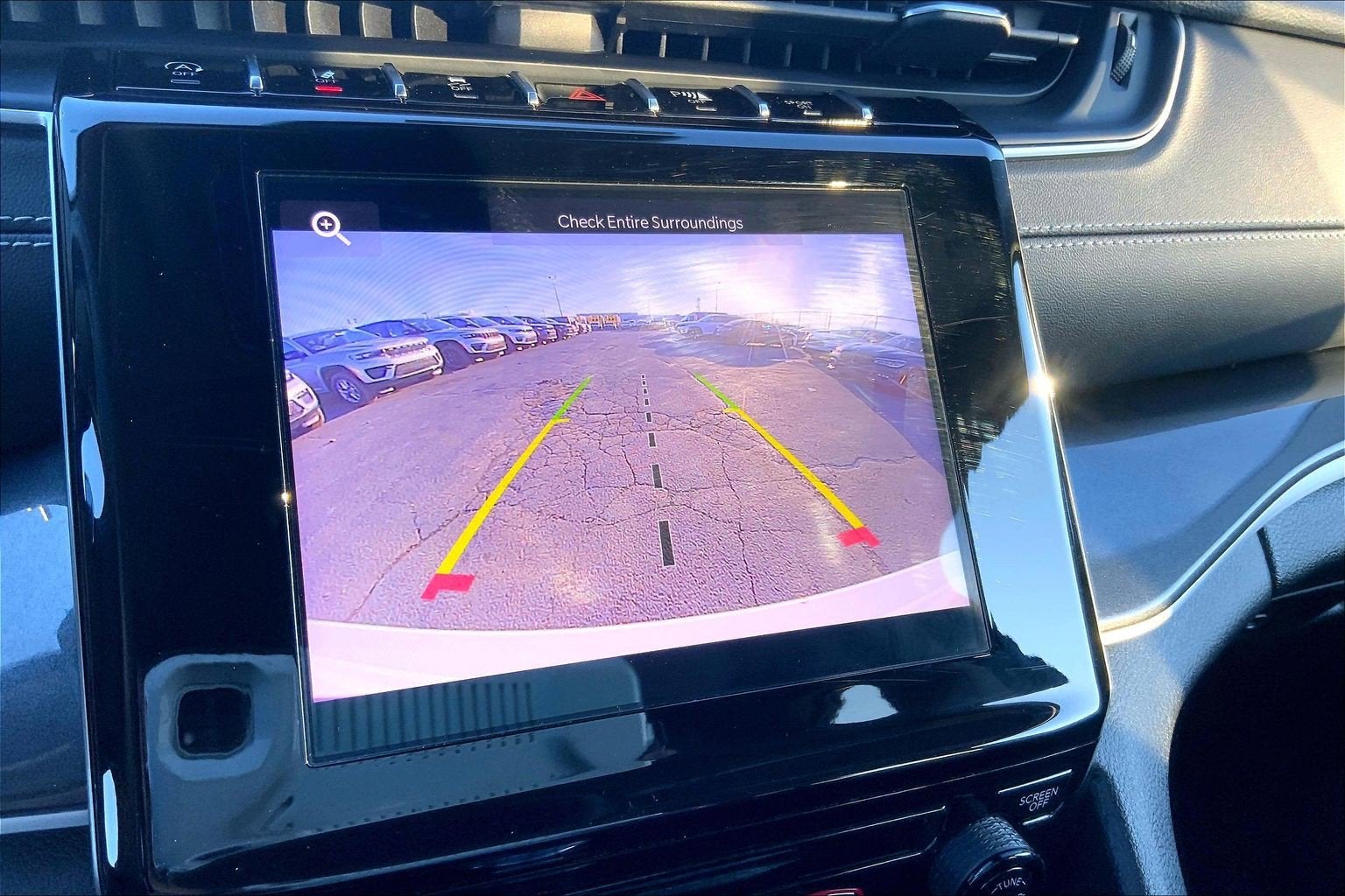 2023 Jeep Grand Cherokee Laredo 4x4