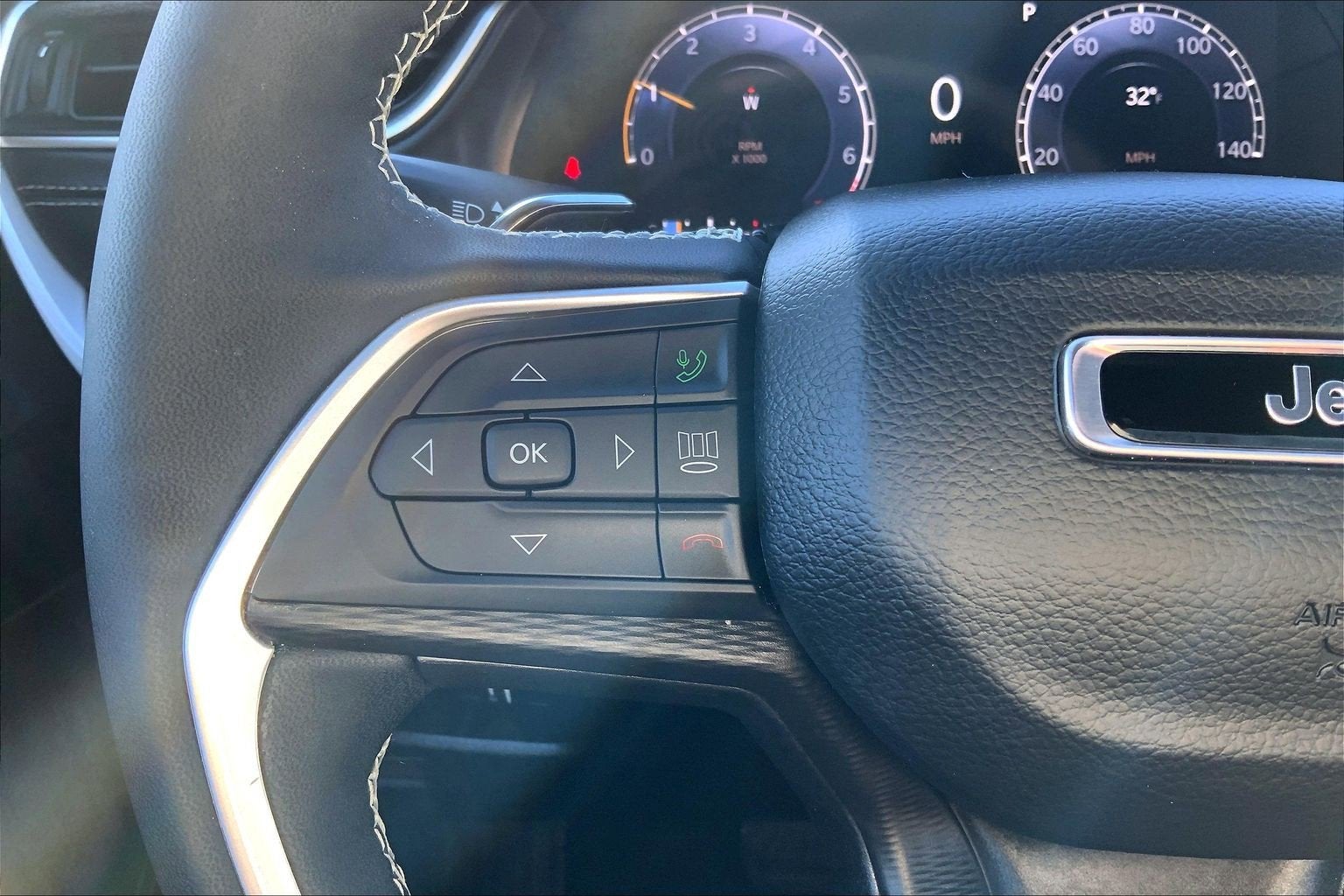 2025 Jeep Grand Cherokee Altitude X 4x4