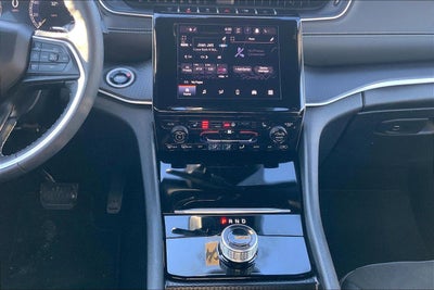 2025 Jeep Grand Cherokee Altitude X 4x4