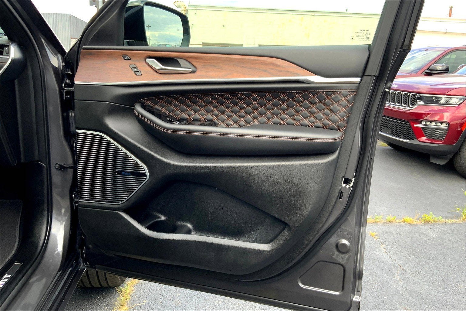 2023 Jeep Grand Cherokee Summit 4x4