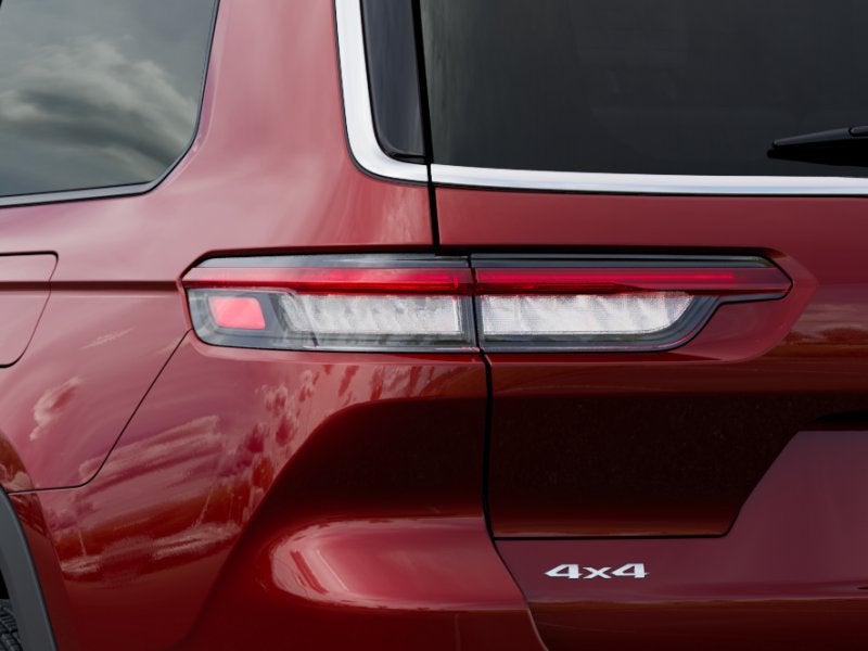 2025 Jeep Grand Cherokee L GRAND CHEROKEE L LAREDO X 4X4