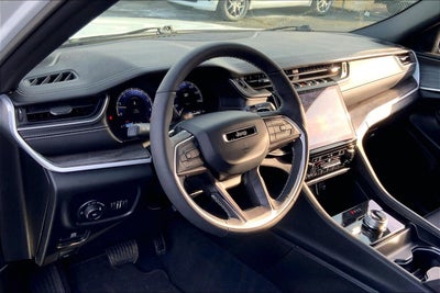 2025 Jeep Grand Cherokee L Limited 4x4