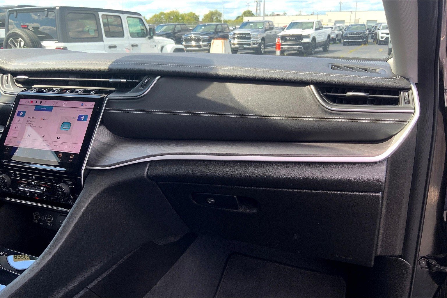 2022 Jeep Grand Cherokee L Limited 4x4