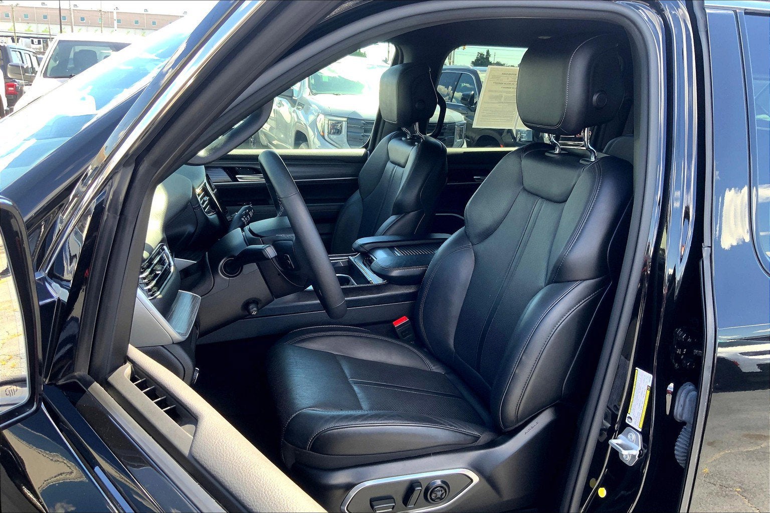 2023 Jeep Wagoneer Series II