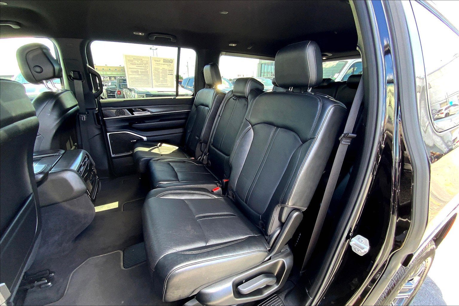 2023 Jeep Wagoneer Series II