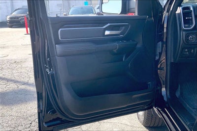 2022 RAM 1500 Big Horn Crew Cab 4x4 5'7' Box