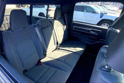 2022 RAM 1500 Big Horn Crew Cab 4x4 5'7' Box