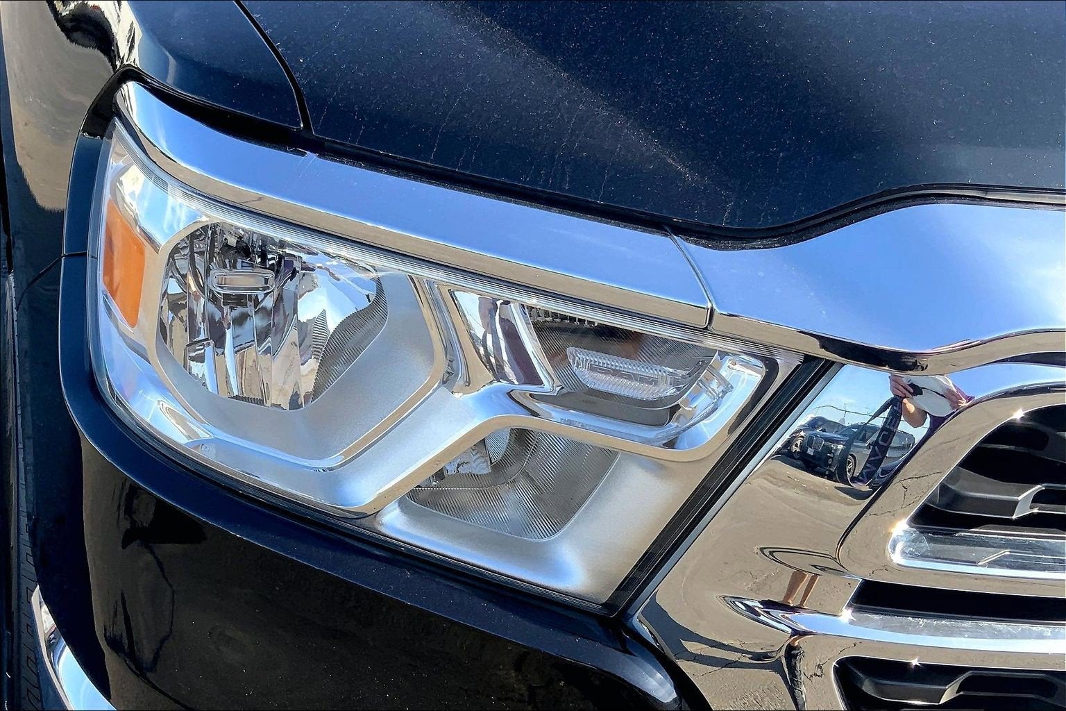 2022 RAM 1500 Big Horn Crew Cab 4x4 5'7' Box