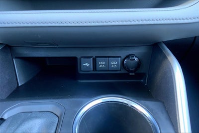 2021 Toyota Highlander L