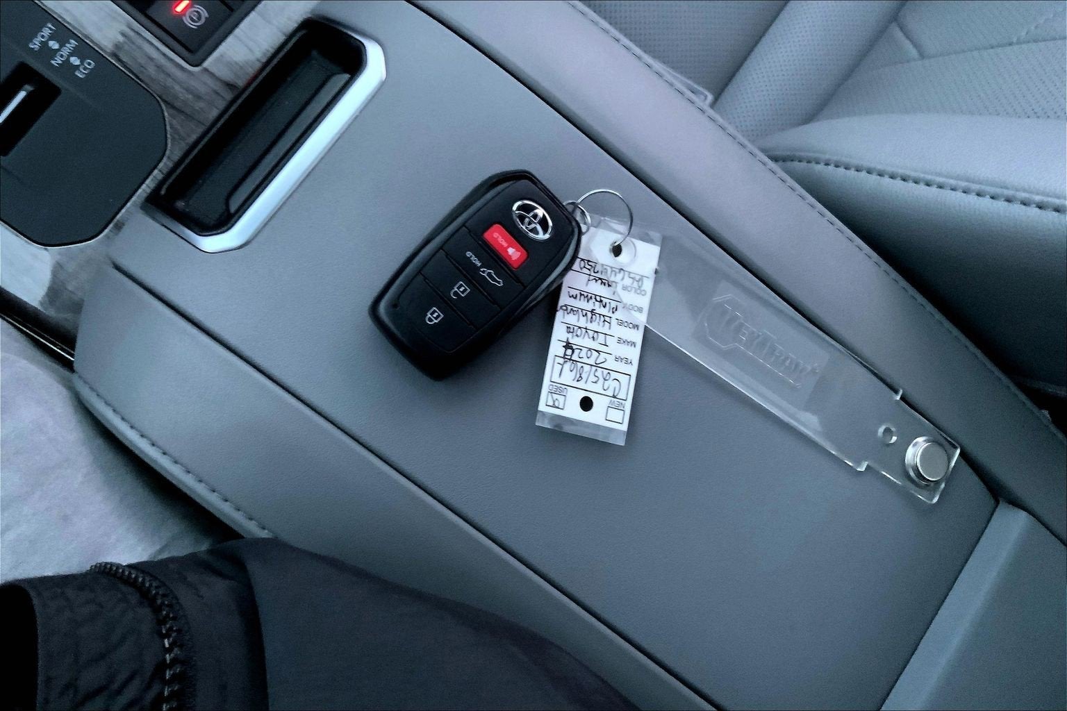 2024 Toyota Highlander Platinum