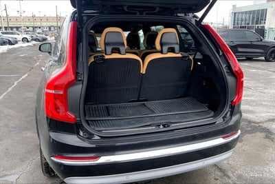 2022 Volvo XC90 T6 Inscription 7 Passenger