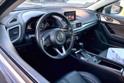 2018 Mazda Mazda3 4-Door Touring