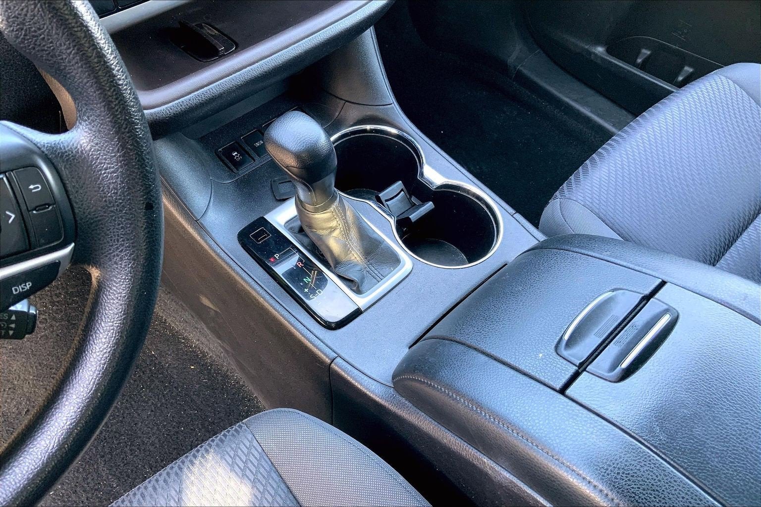 2016 Toyota Highlander LE