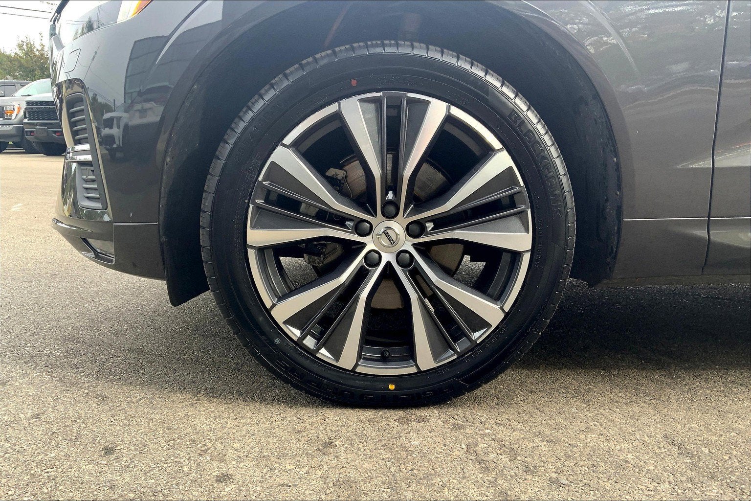 2022 Volvo XC60 Momentum