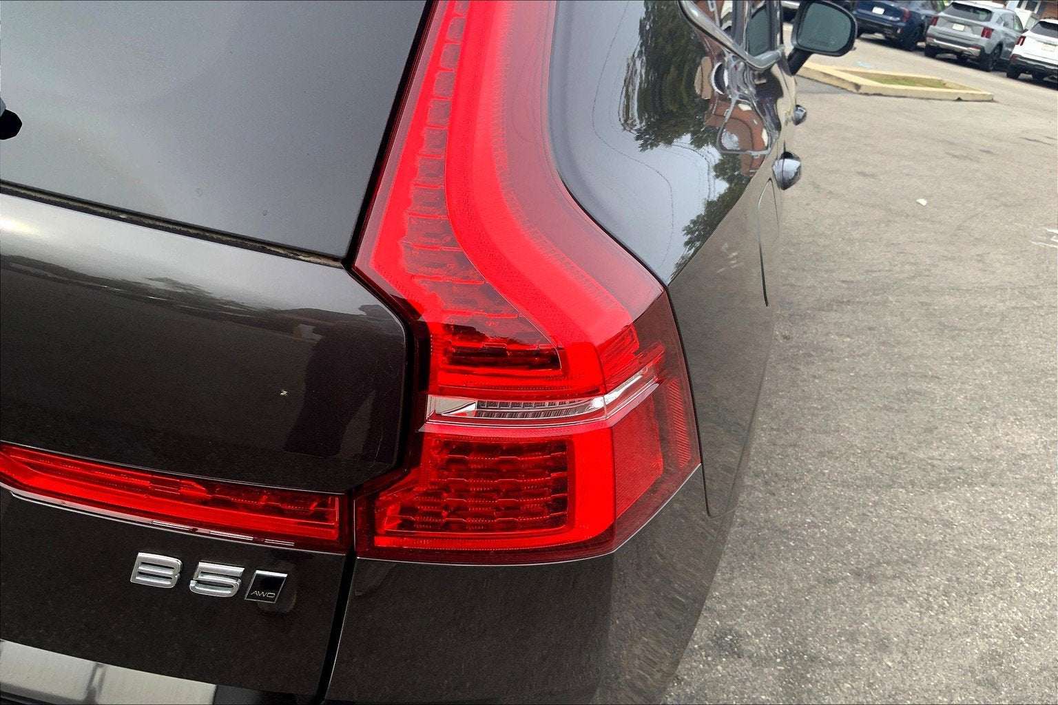 2022 Volvo XC60 Momentum