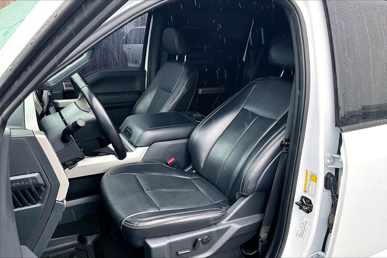 2022 Ford Super Duty F-250 SRW LARIAT