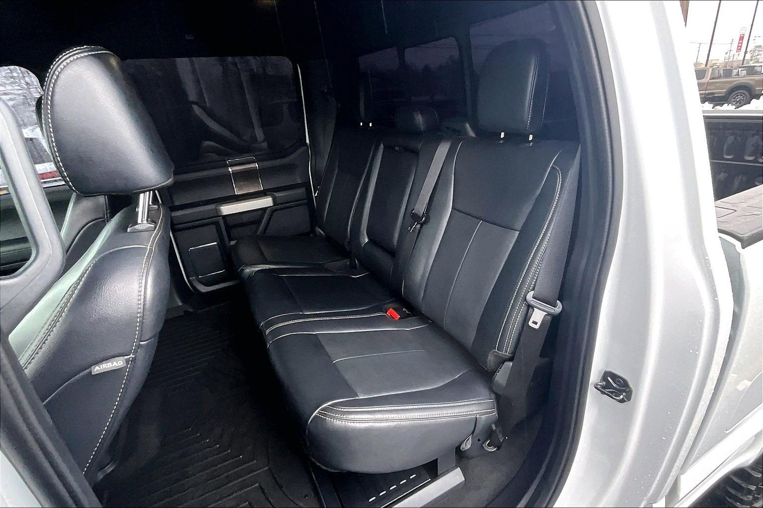 2022 Ford Super Duty F-250 SRW LARIAT