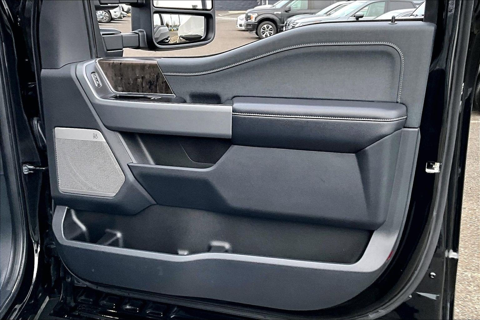 2024 Ford Super Duty F-250 SRW LARIAT