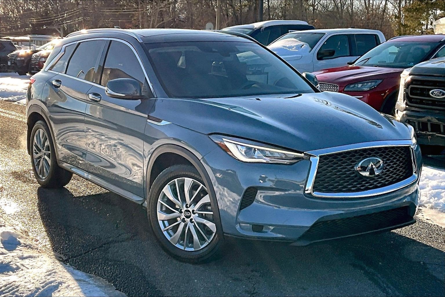 2023 INFINITI QX50 LUXE FWD