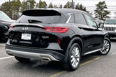 2022 INFINITI QX50 LUXE AWD