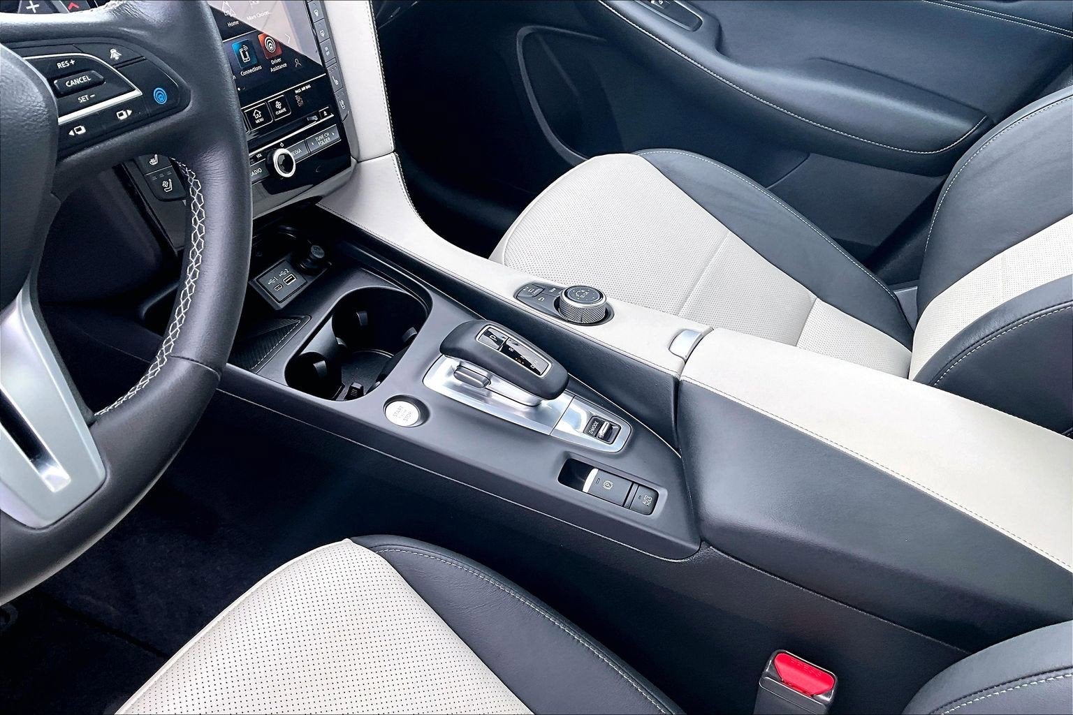 2025 INFINITI QX55 Essential AWD