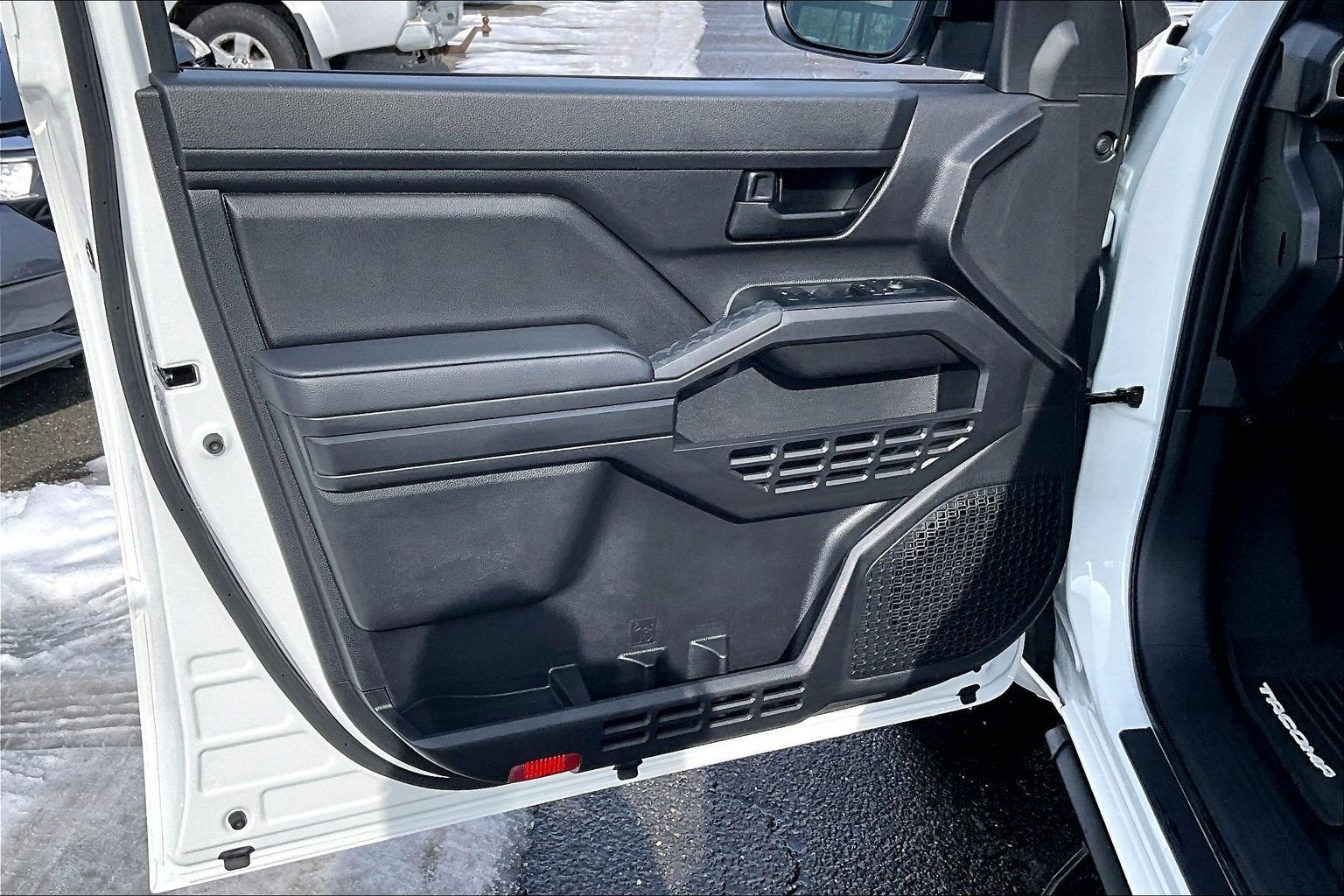 2025 Toyota Tacoma 4WD SR