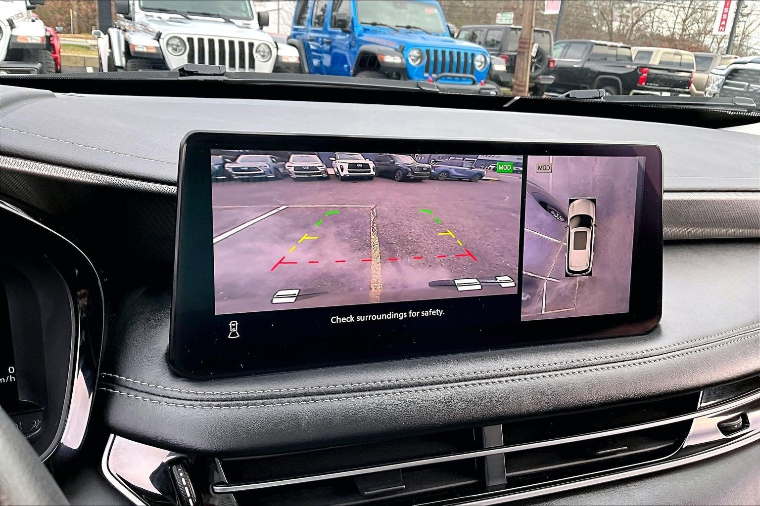 2023 INFINITI QX60 LUXE AWD