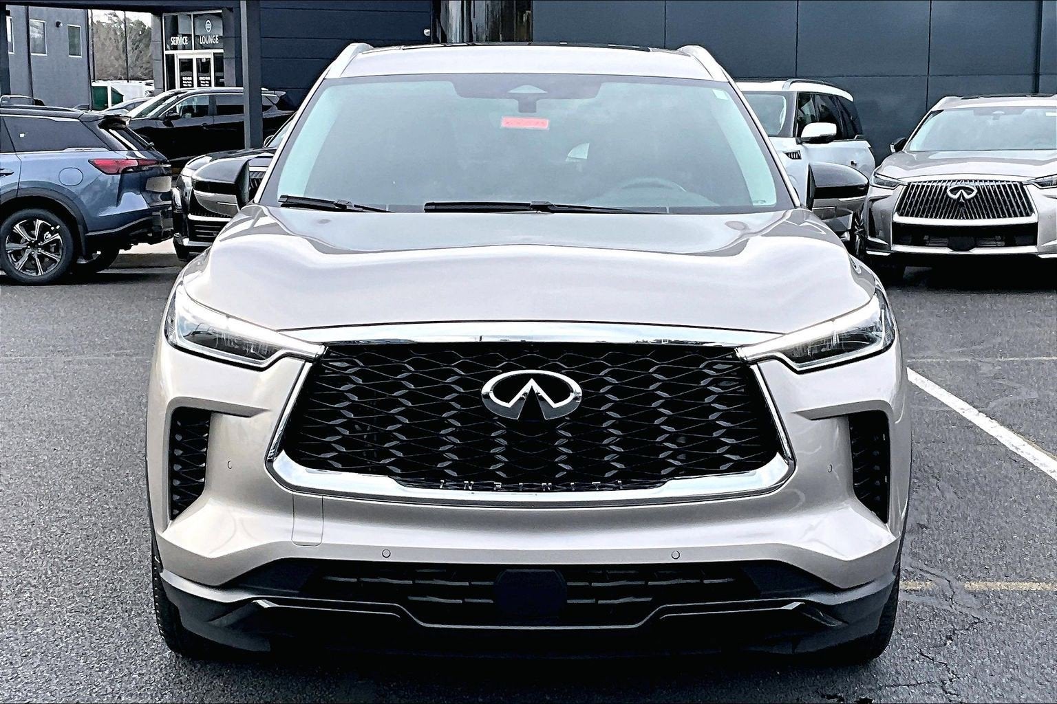 2023 INFINITI QX60 LUXE AWD