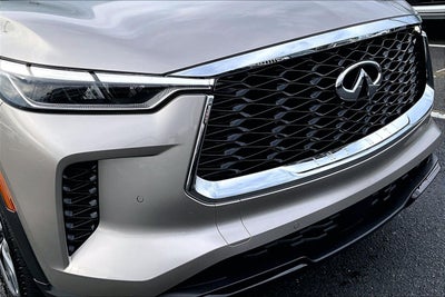 2023 INFINITI QX60 LUXE AWD