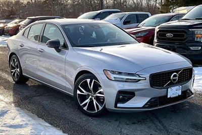2025 Volvo S60 Core
