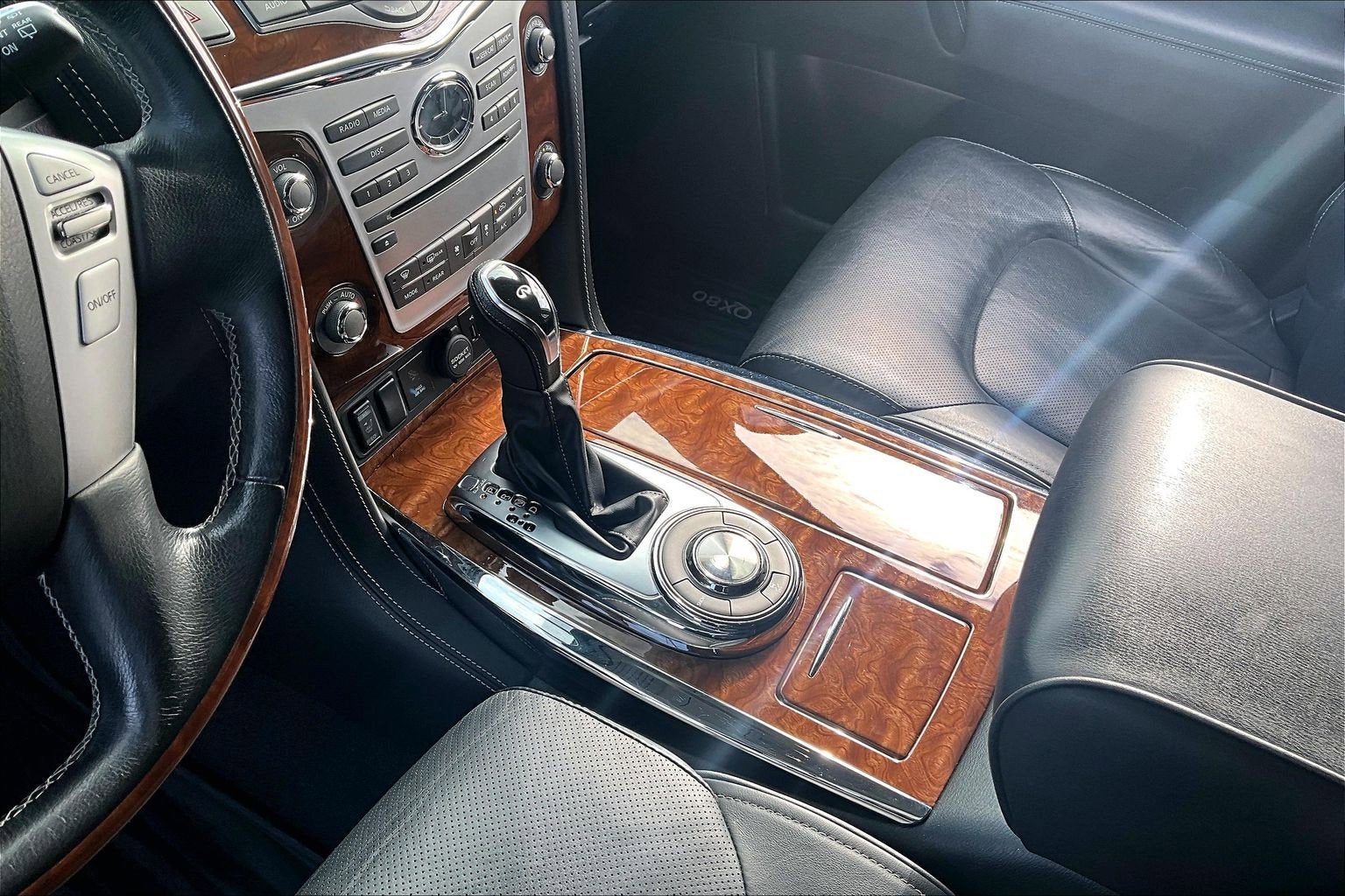 2019 INFINITI QX80 LUXE