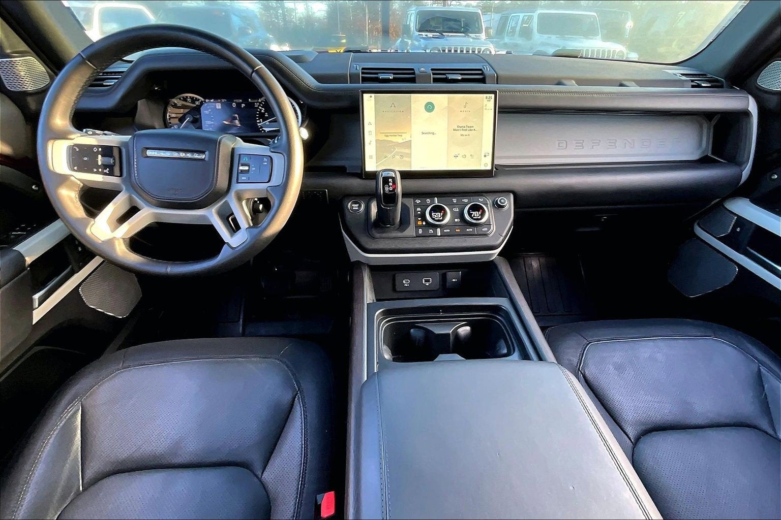 2023 Land Rover Defender X-Dynamic SE