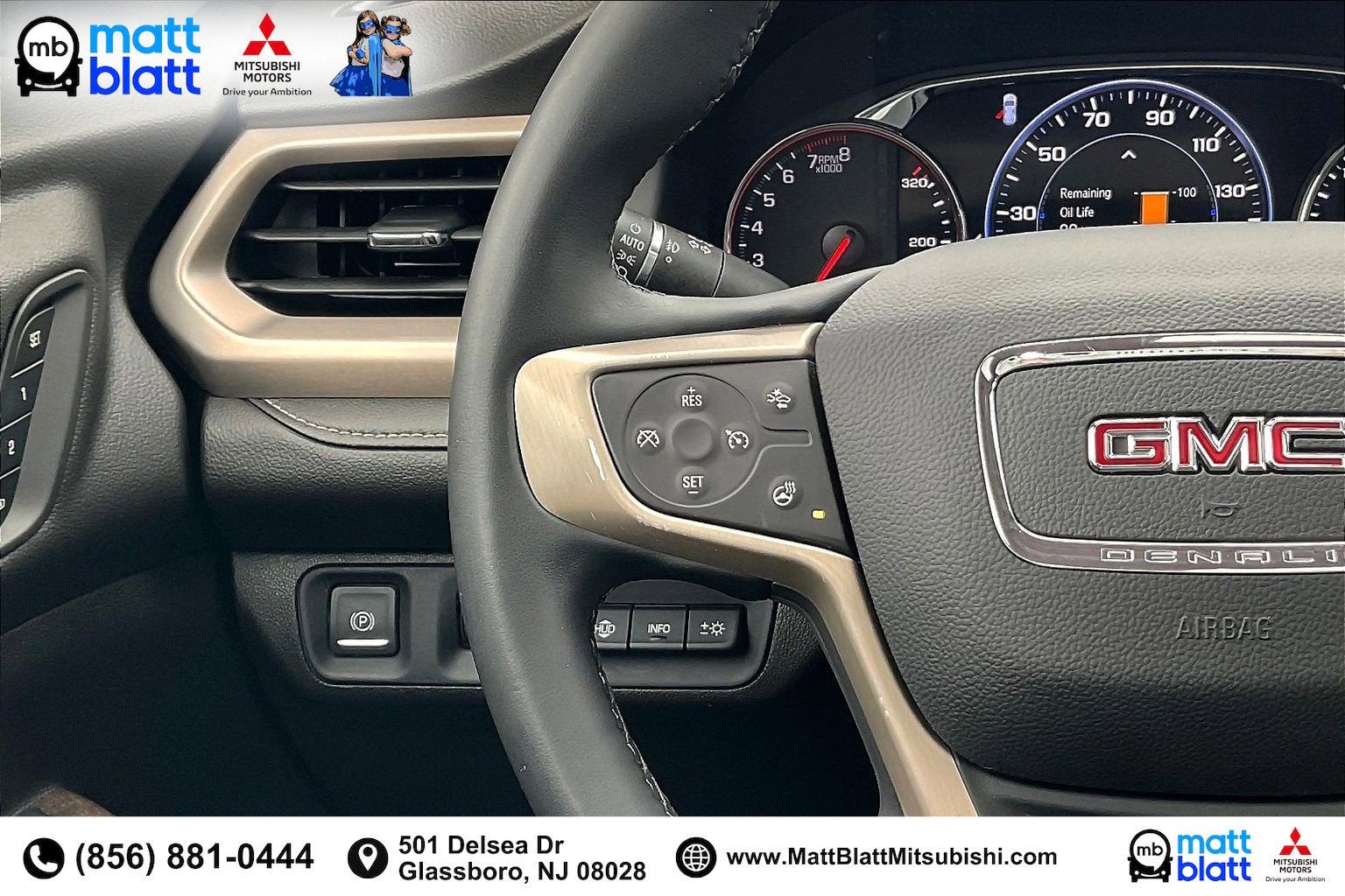 2023 GMC Acadia Denali