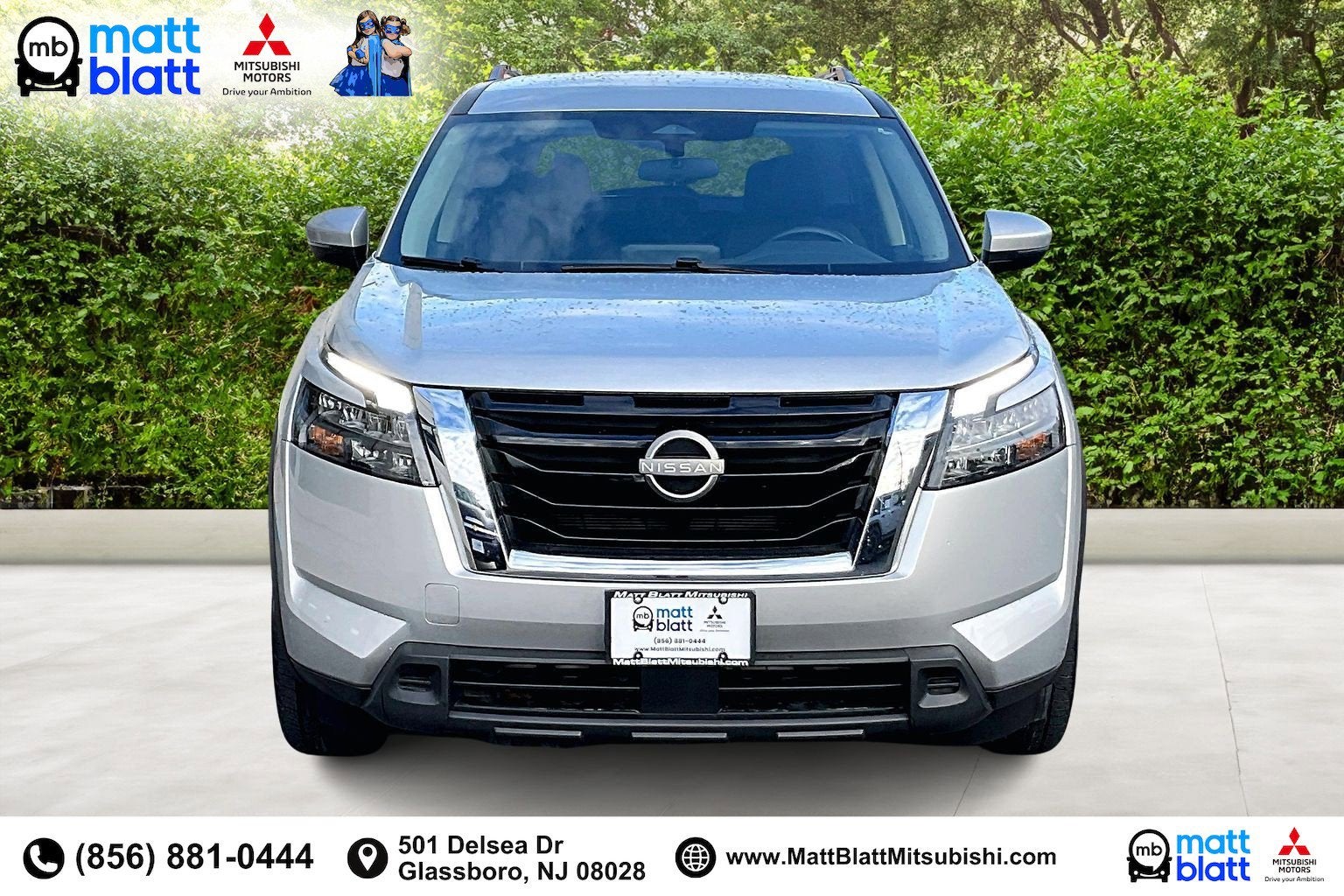 2025 Nissan Pathfinder SV