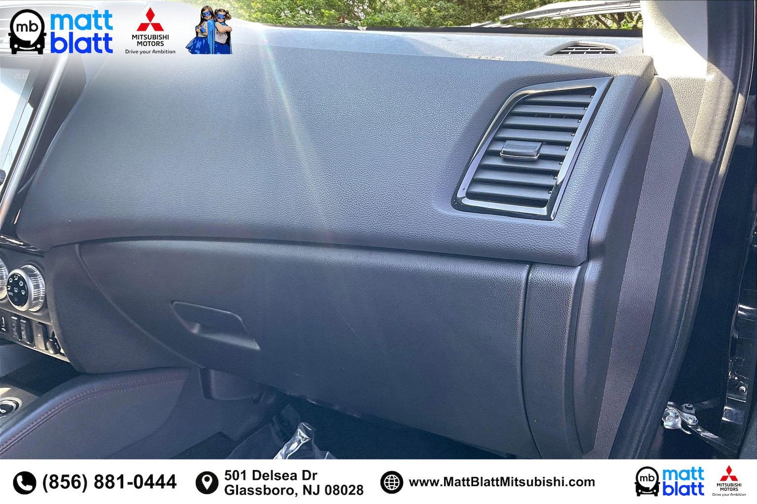 2025 Mitsubishi Outlander Sport LE