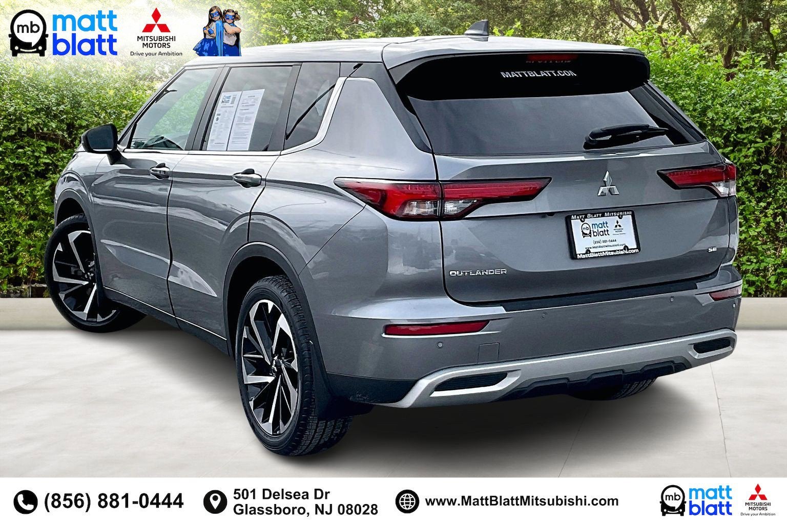 2023 Mitsubishi Outlander SE