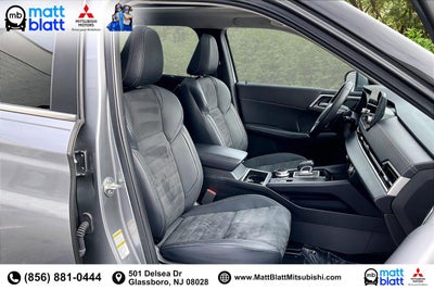 2023 Mitsubishi Outlander SE