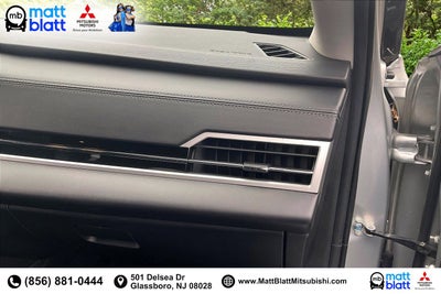 2022 Mitsubishi Outlander SE