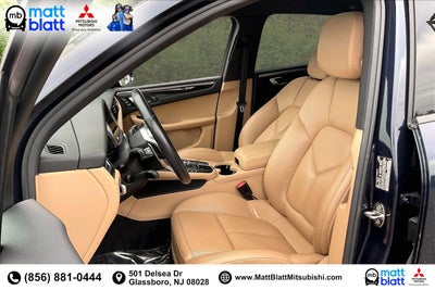 2020 Porsche Macan Base