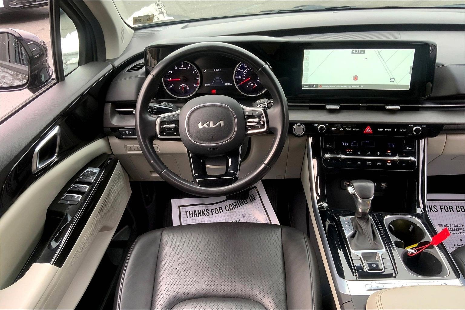 2023 Kia Carnival EX