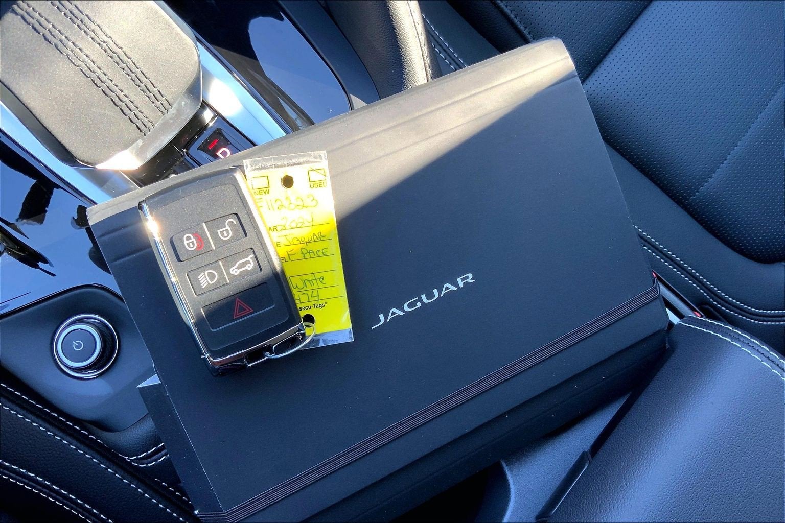 2024 Jaguar E-PACE R-Dynamic SE