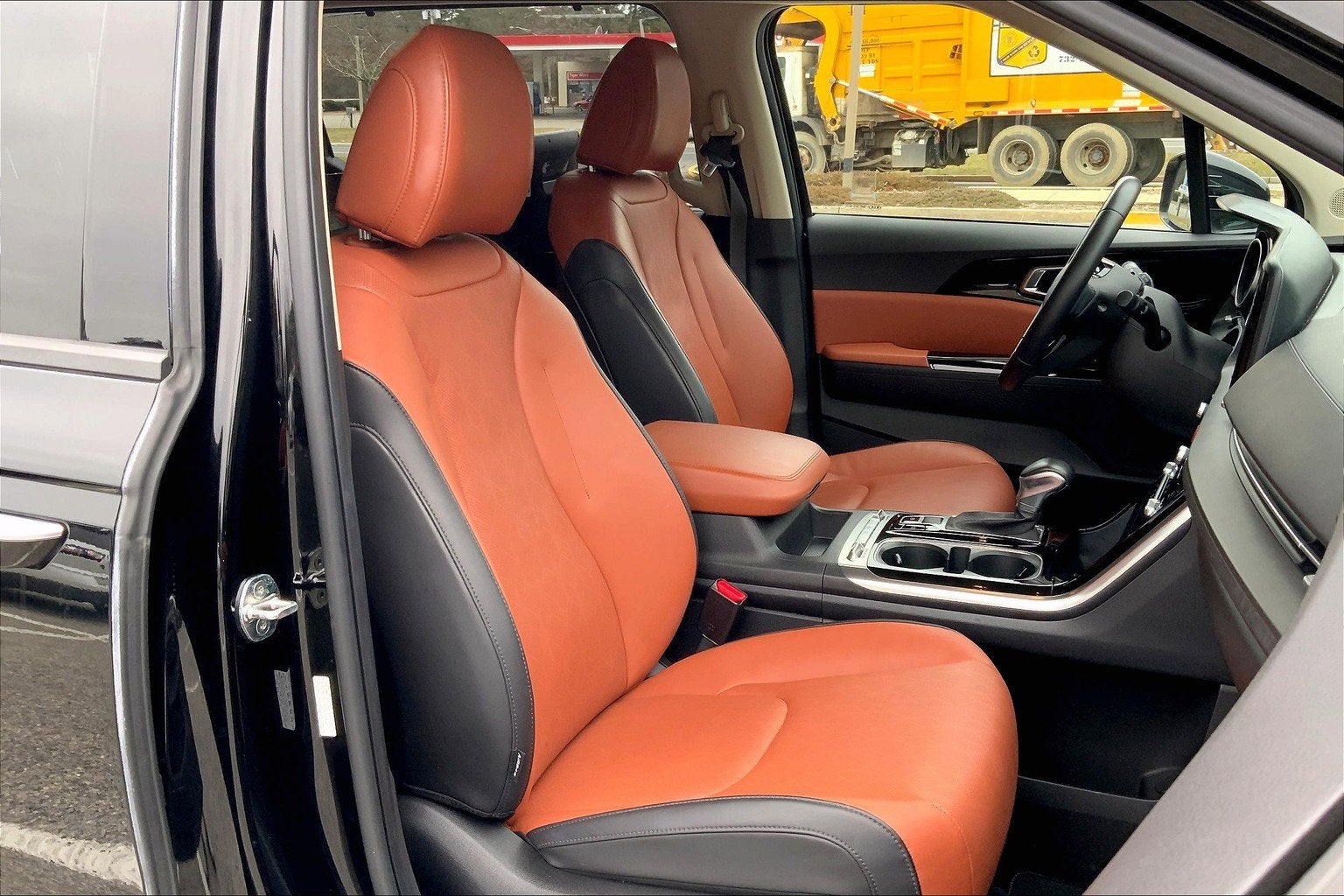 2022 Kia Carnival SX